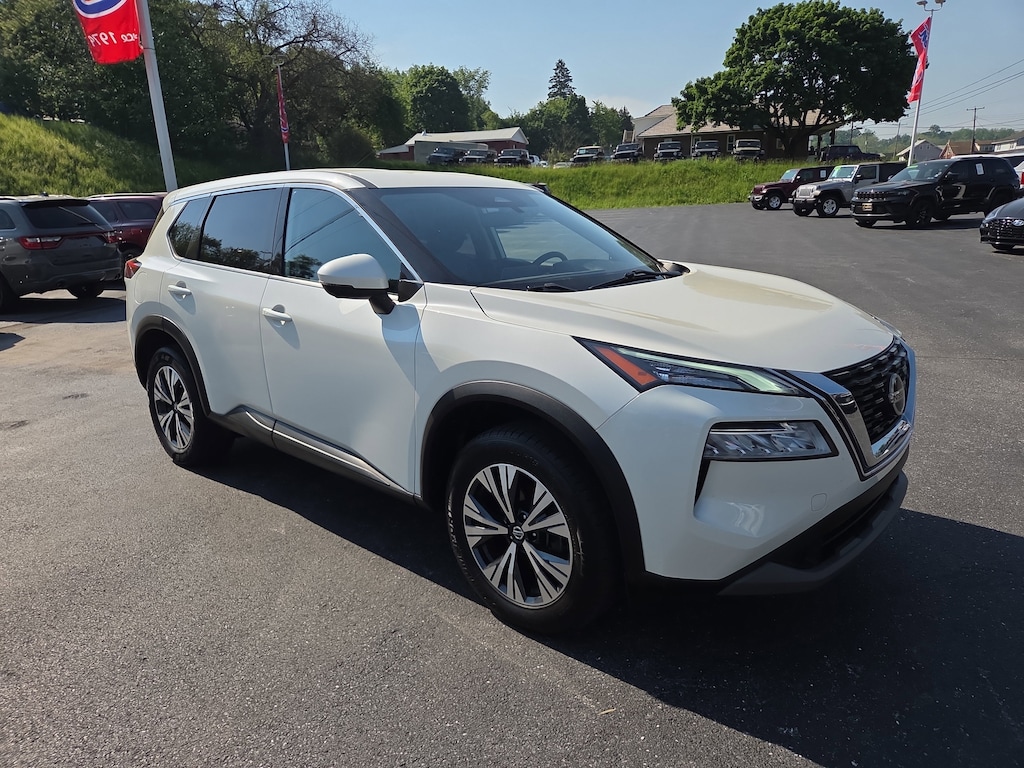 Used 2021 Nissan Rogue SV SUV