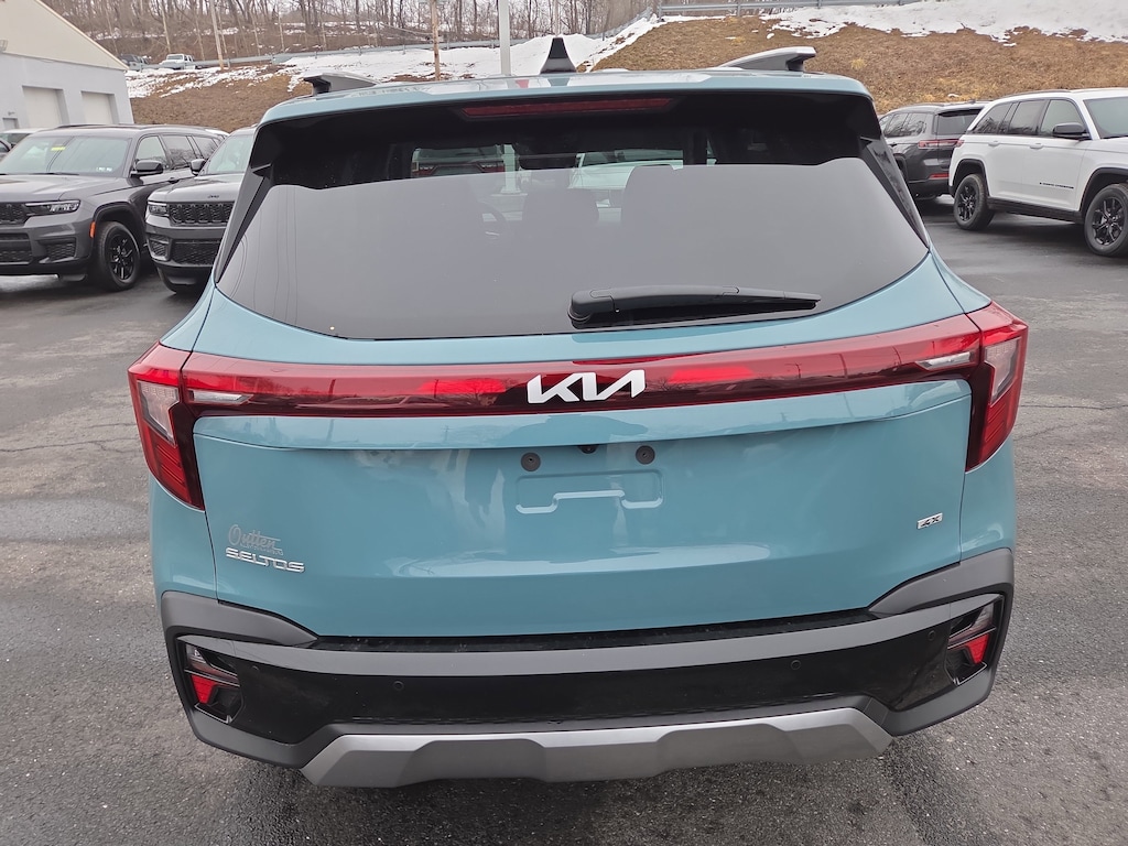 Certified 2025 Kia Seltos SX SUV
