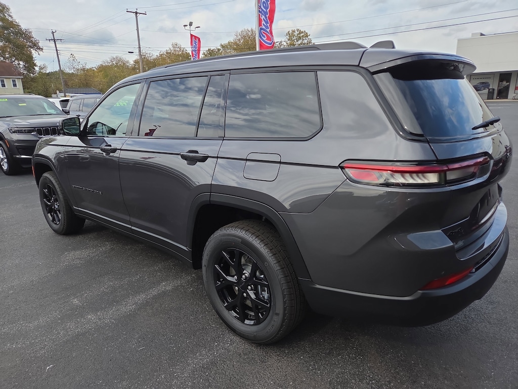 New 2025 Jeep Grand Cherokee L ALTITUDE X 4X4 Sport Utility