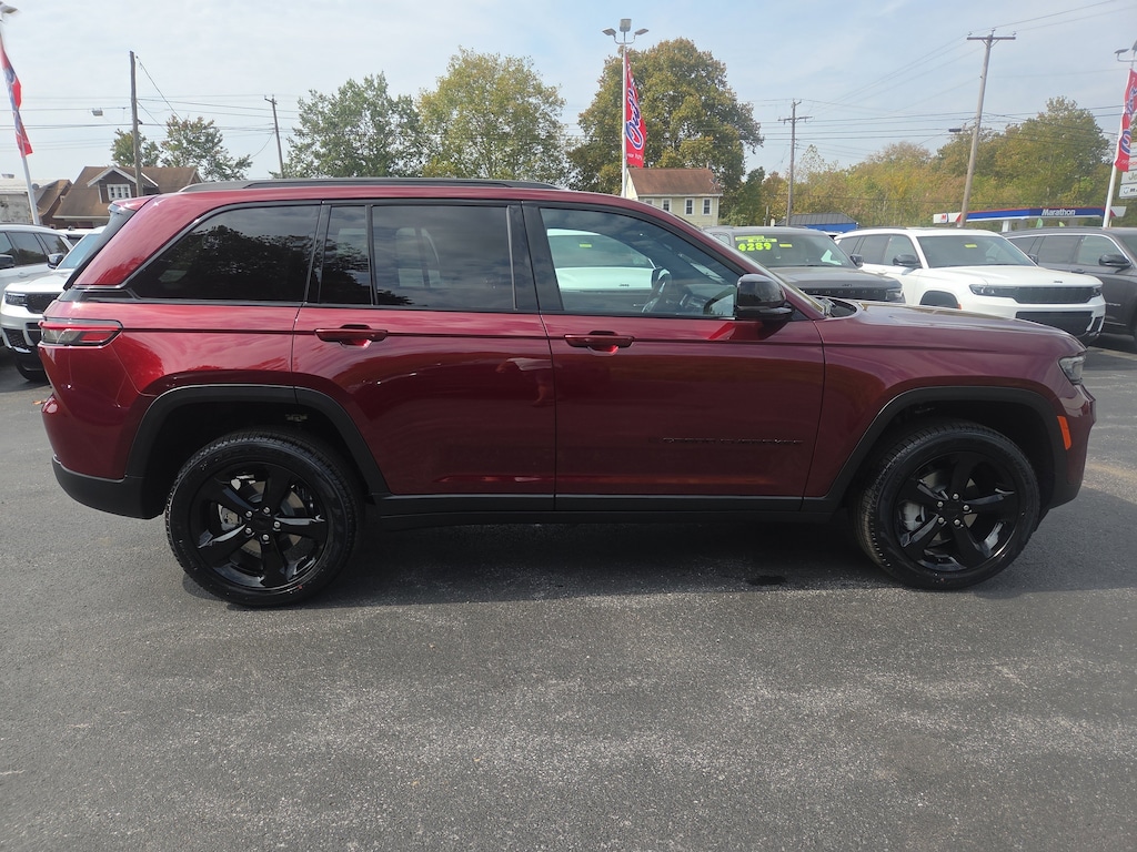 New 2025 Jeep Grand Cherokee LIMITED 4X4 Sport Utility