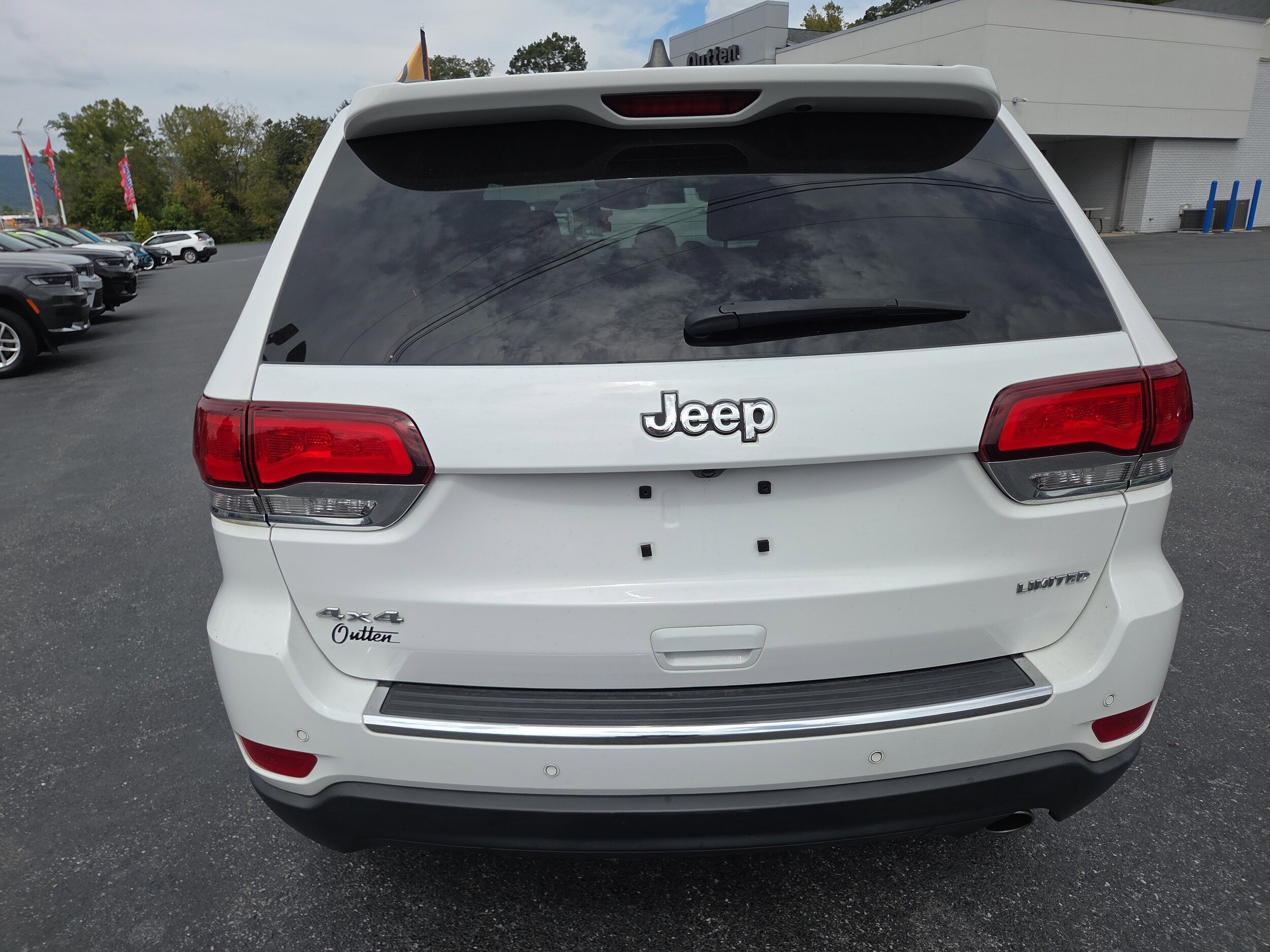 2022 Jeep Cherokee Limited photo 3