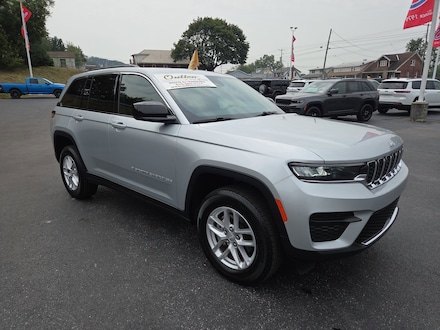 2024 Jeep Grand Cherokee Laredo SUV