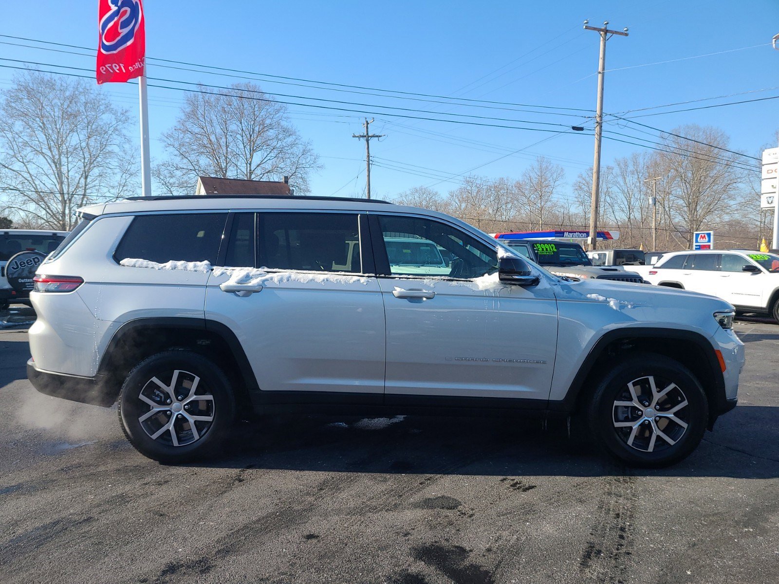2025 Jeep Grand Cherokee Limited photo 4