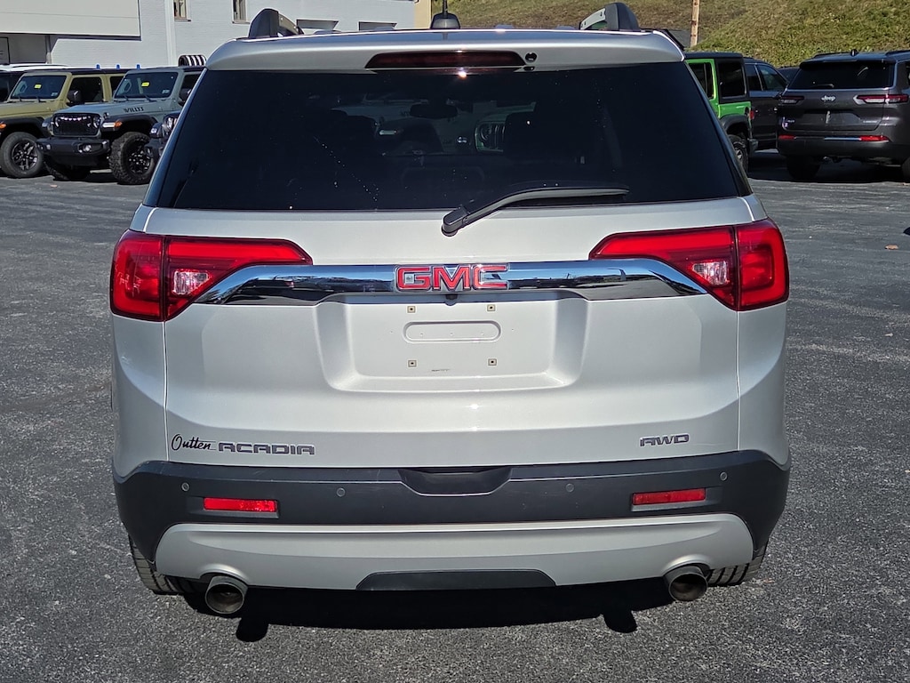 Used 2019 GMC Acadia SLE-2 SUV