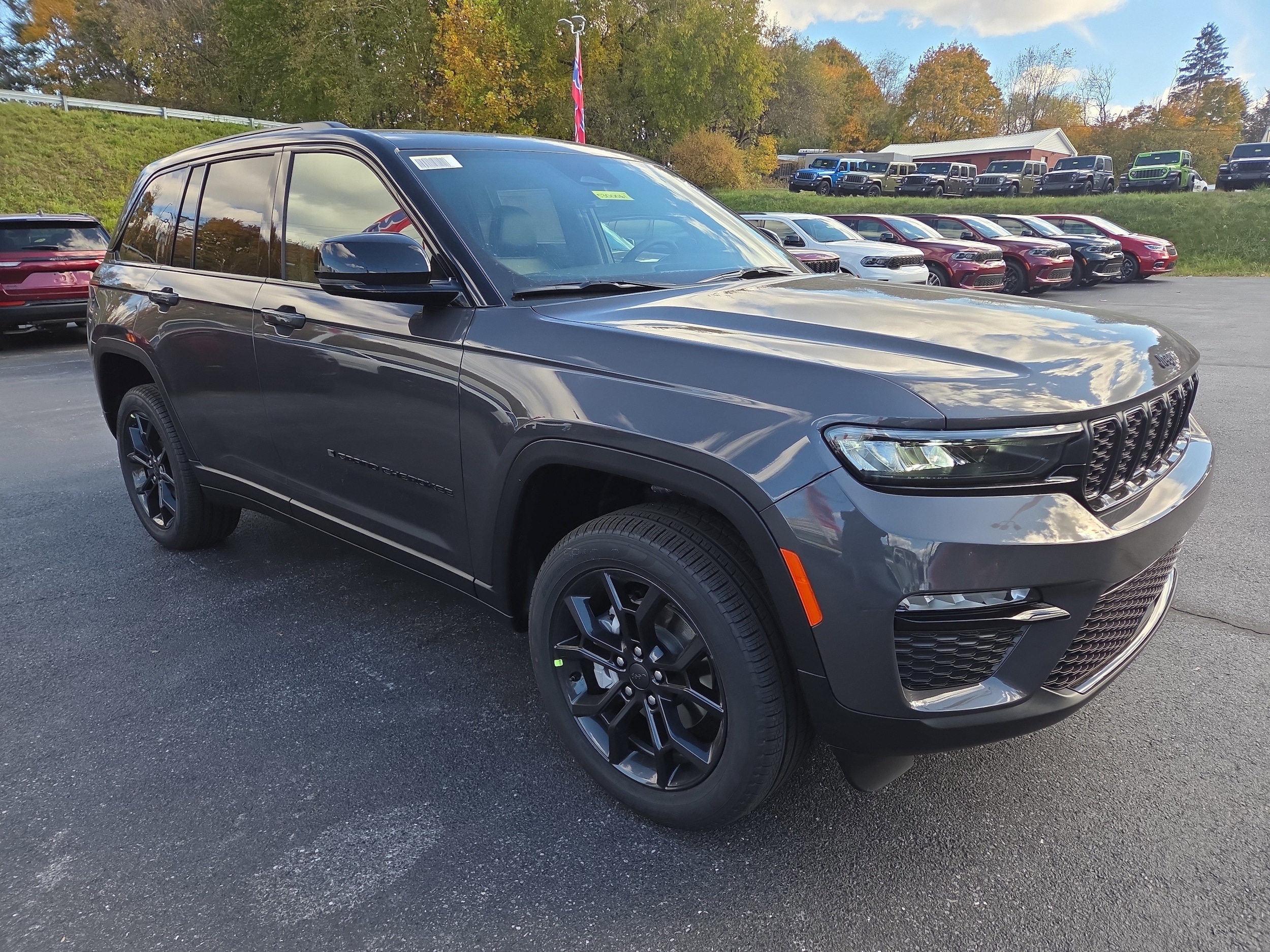 2025 Jeep Grand Cherokee Limited's photo