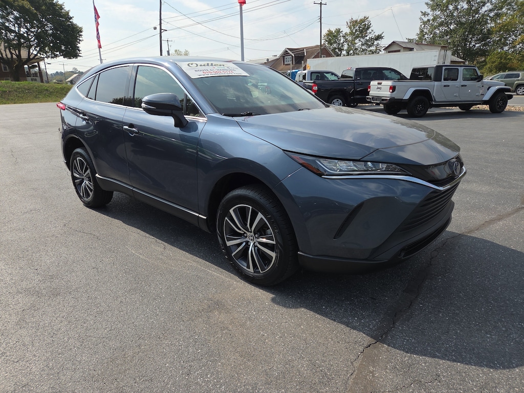 Certified 2022 Toyota Venza LE SUV