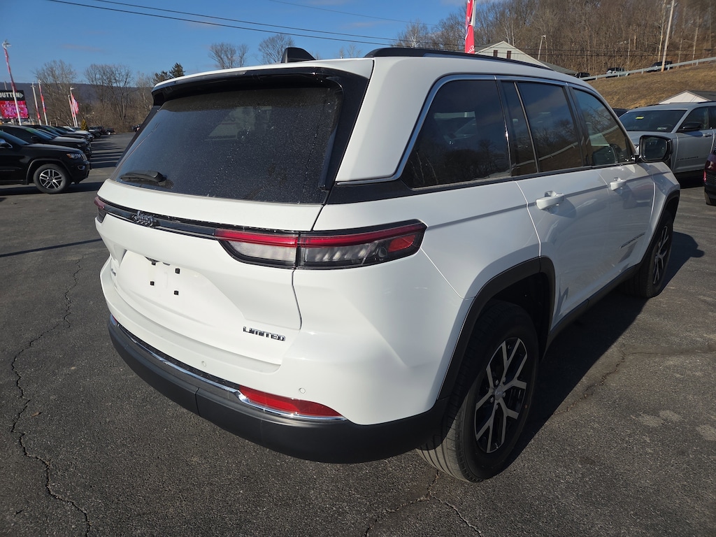 Used 2023 Jeep Grand Cherokee Limited SUV