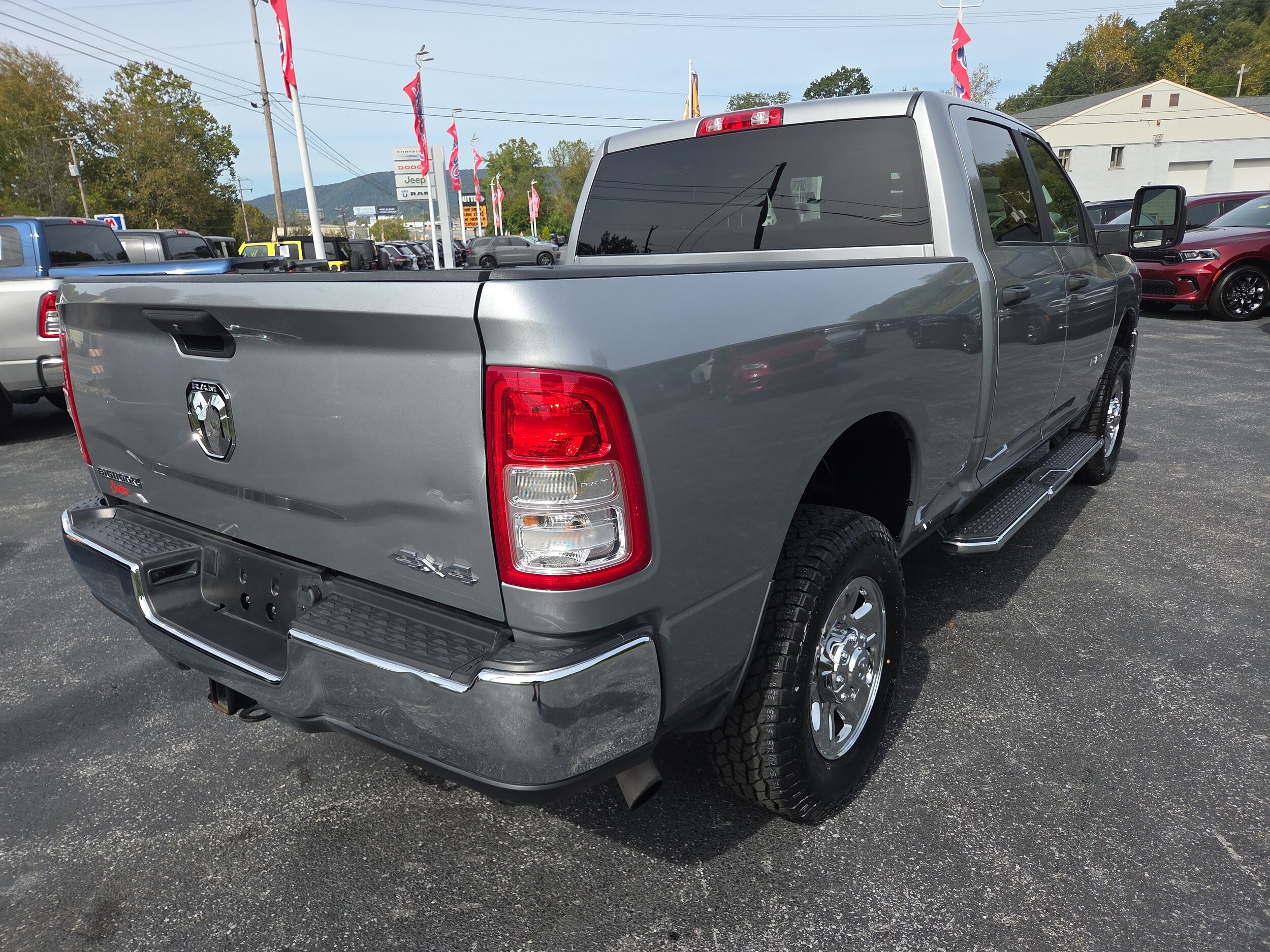 2024 Ram 2500 Big Horn photo 3