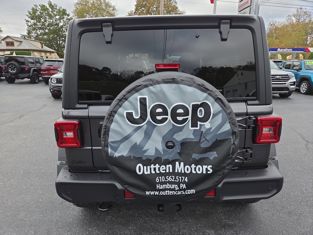 New 2026 Jeep Wrangler 4-DOOR WILLYS Sport Utility