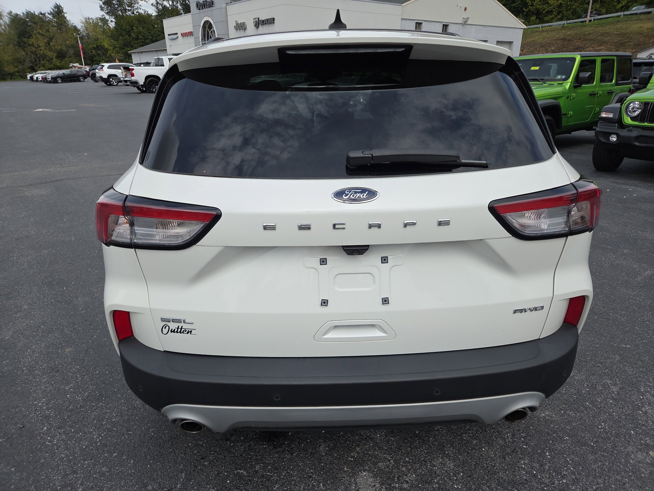2022 Ford Escape SEL photo 4