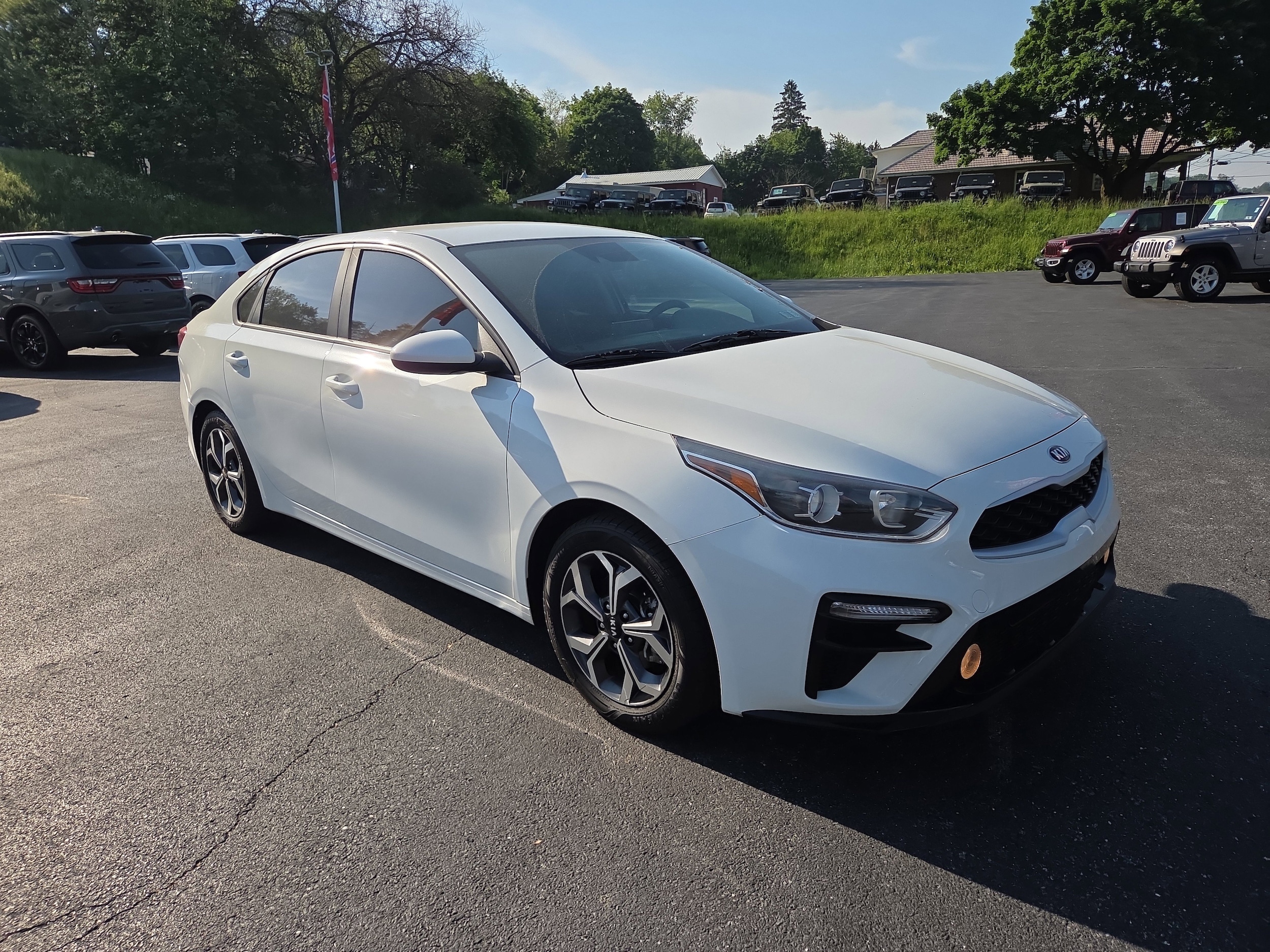 2020 Kia Forte LXS AT's photo