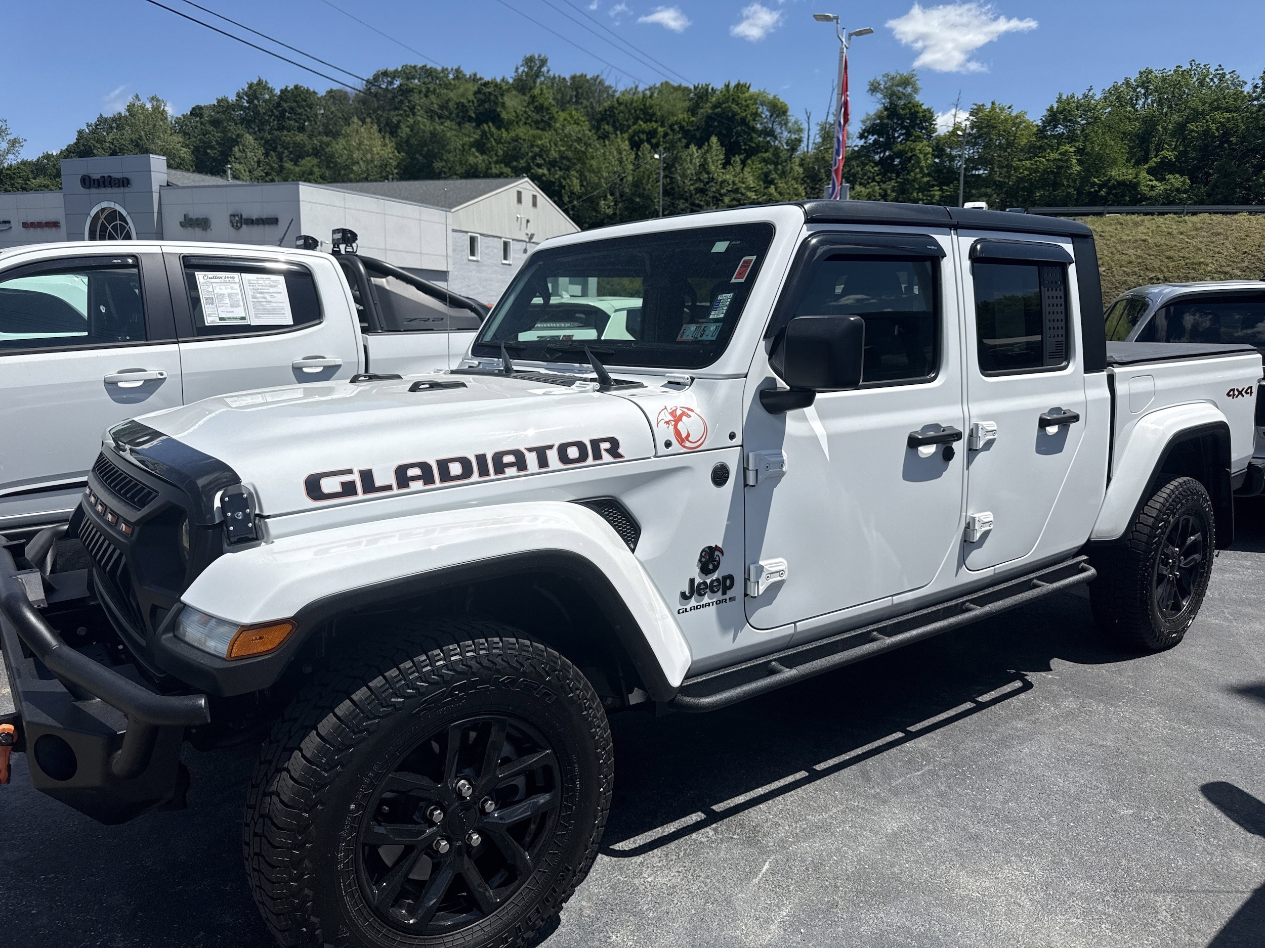 2023 Jeep Gladiator Sport S's photo