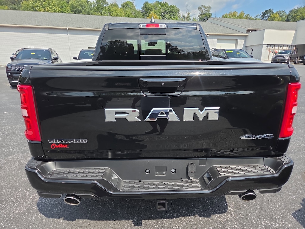 New 2025 Ram 1500 BIG HORN CREW CAB 4X4 5'7 BOX Pickup