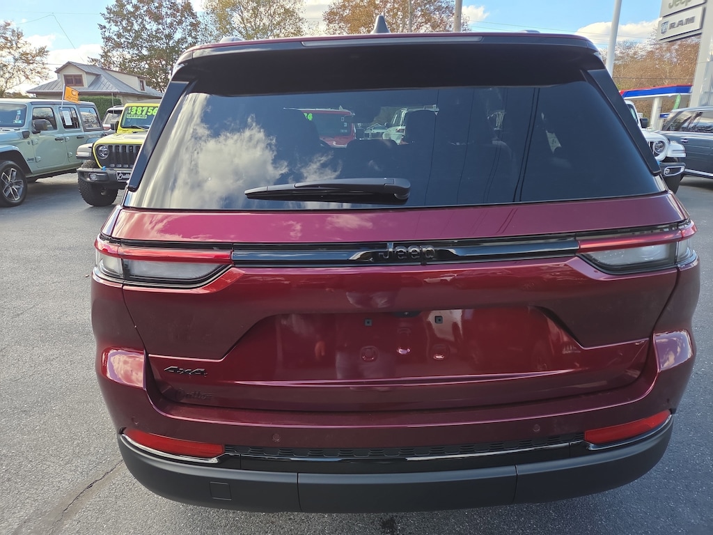 New 2025 Jeep Grand Cherokee ALTITUDE X 4X4 Sport Utility