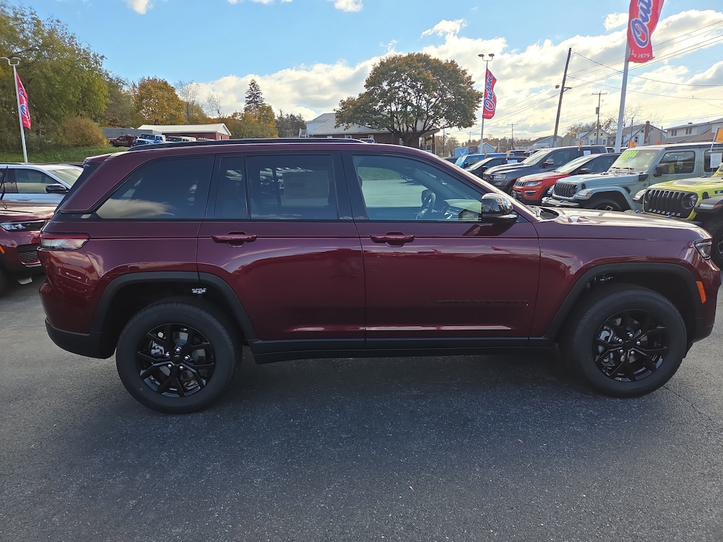 New 2025 Jeep Grand Cherokee ALTITUDE X 4X4 Sport Utility