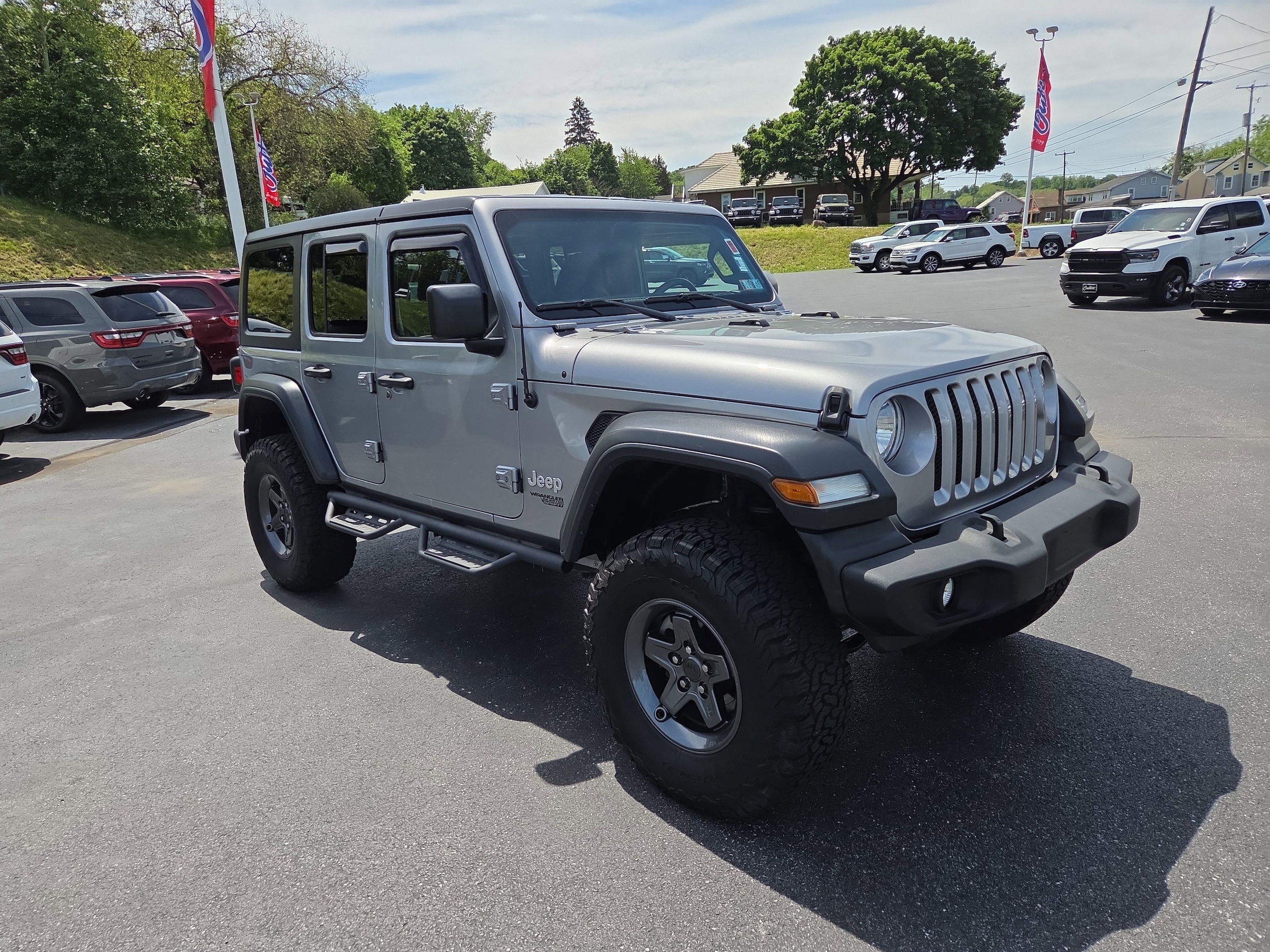 2018 Jeep Wrangler Sport S's photo