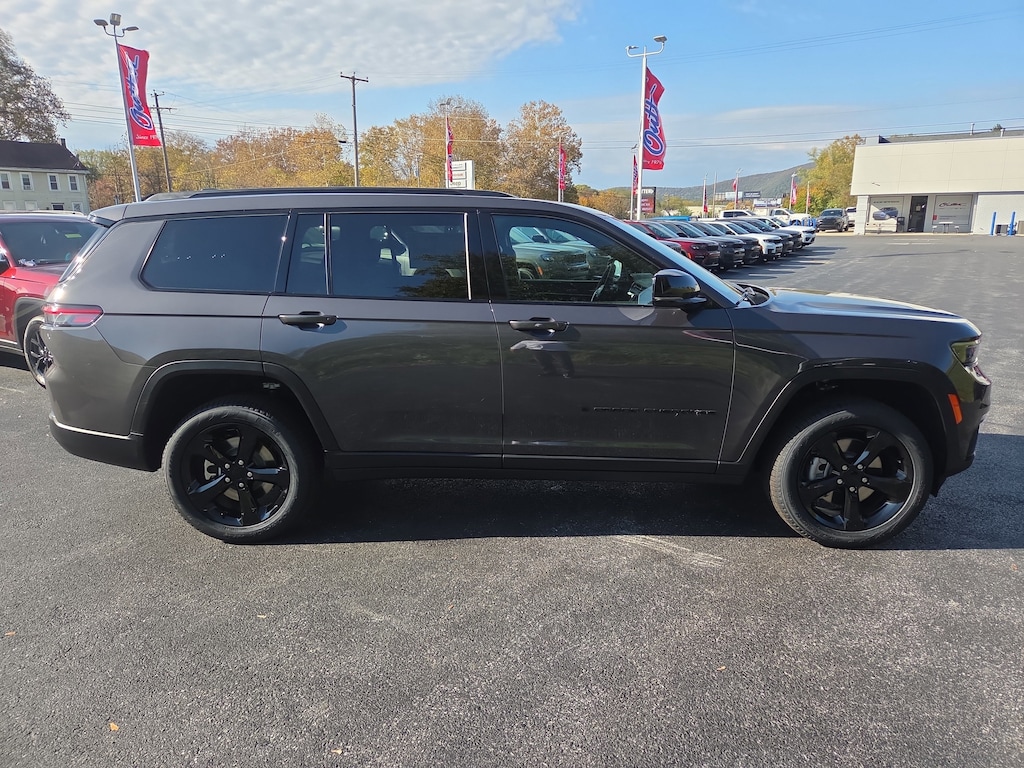 New 2025 Jeep Grand Cherokee L LIMITED 4X4 Sport Utility