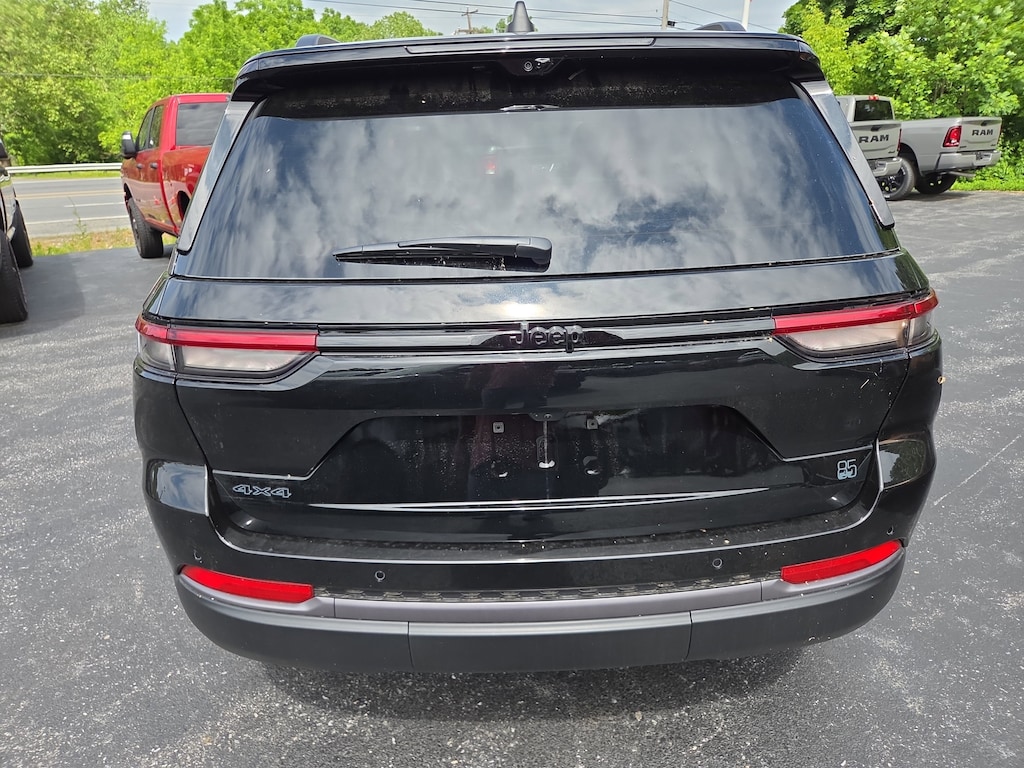 New 2026 Jeep Grand Cherokee Limited Sport Utility