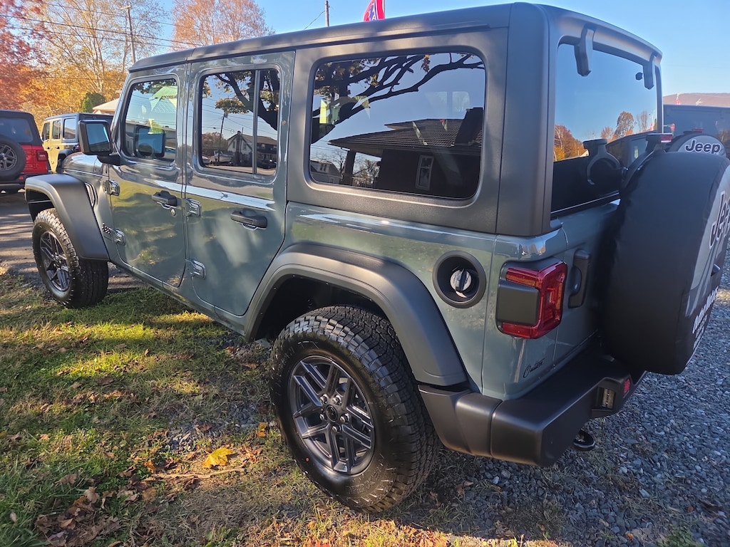 New 2026 Jeep Wrangler 4-DOOR SPORT S Sport Utility