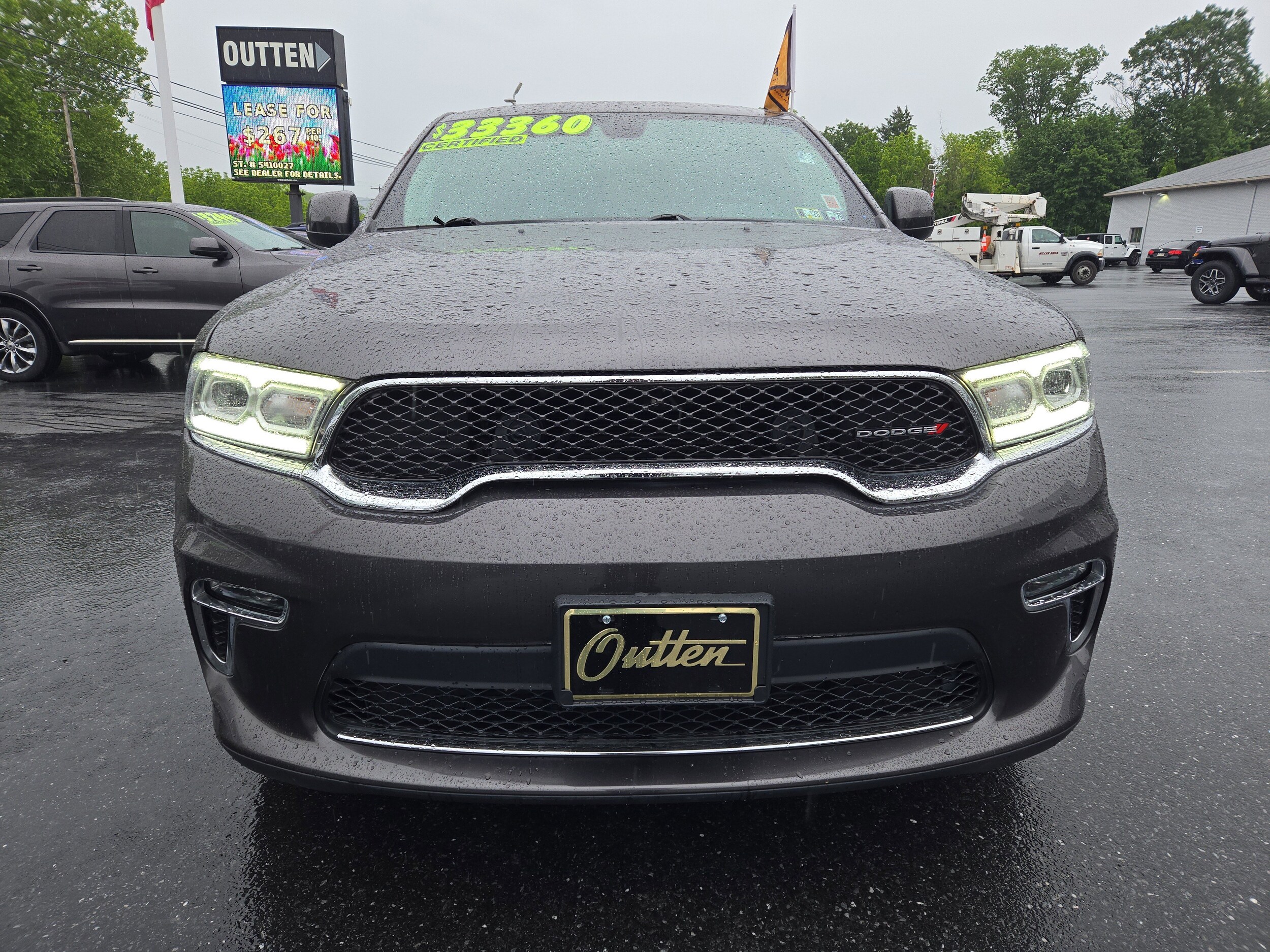 2021 Dodge Durango SXT Plus photo 2