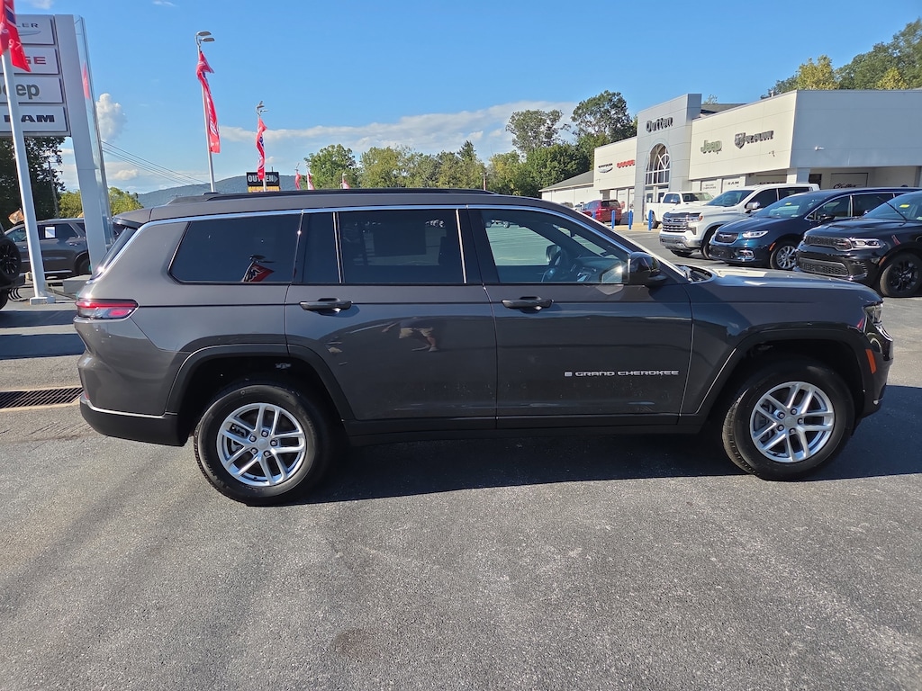 New 2025 Jeep Grand Cherokee L LAREDO X 4X4 Sport Utility