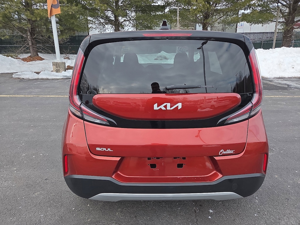 Used 2023 Kia Soul LX Hatchback