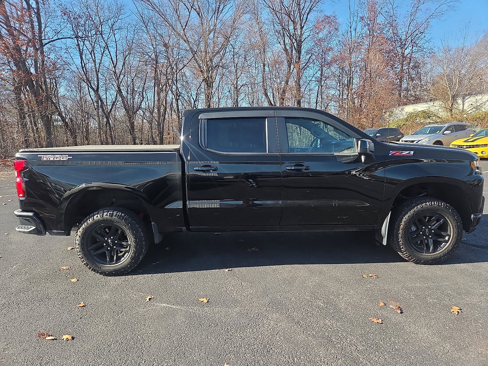 2022 Chevrolet Silverado 1500 LT Trail Boss photo 2