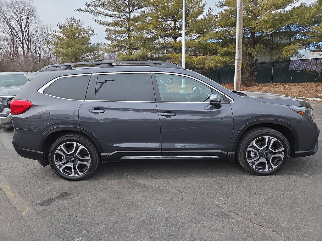 Used 2023 Subaru Ascent Limited SUV