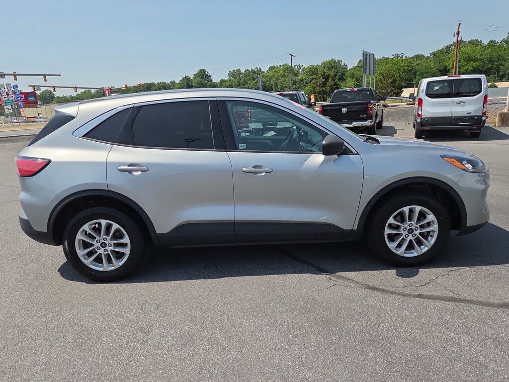 Used 2022 Ford Escape SE SUV