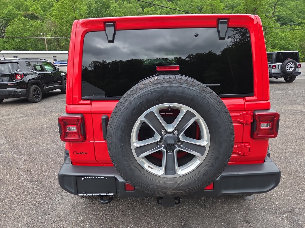Used 2021 Jeep Wrangler Unlimited Sahara SUV