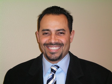 Staff member Frank Valle from ID_cfa3f1