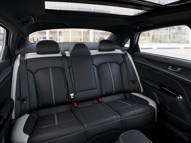 2026 Kia K5 GT-Line - Photo 16
