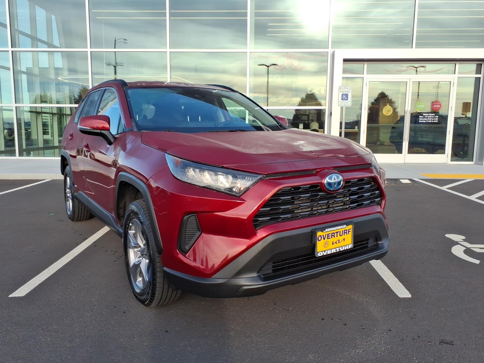2022 Toyota RAV4 LE