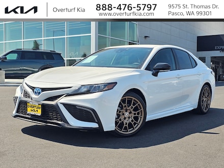 2024 Toyota Camry Hybrid SE Sedan