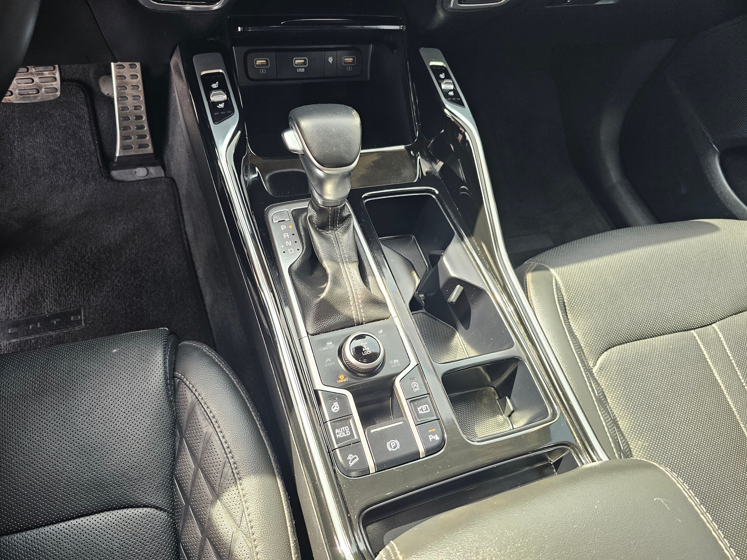 2023 Kia Sorento SX Prestige - Photo 21