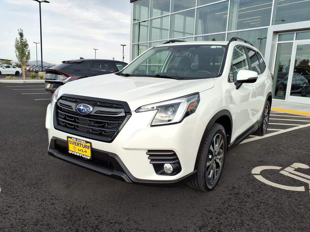 2022 Subaru Forester Limited photo 3