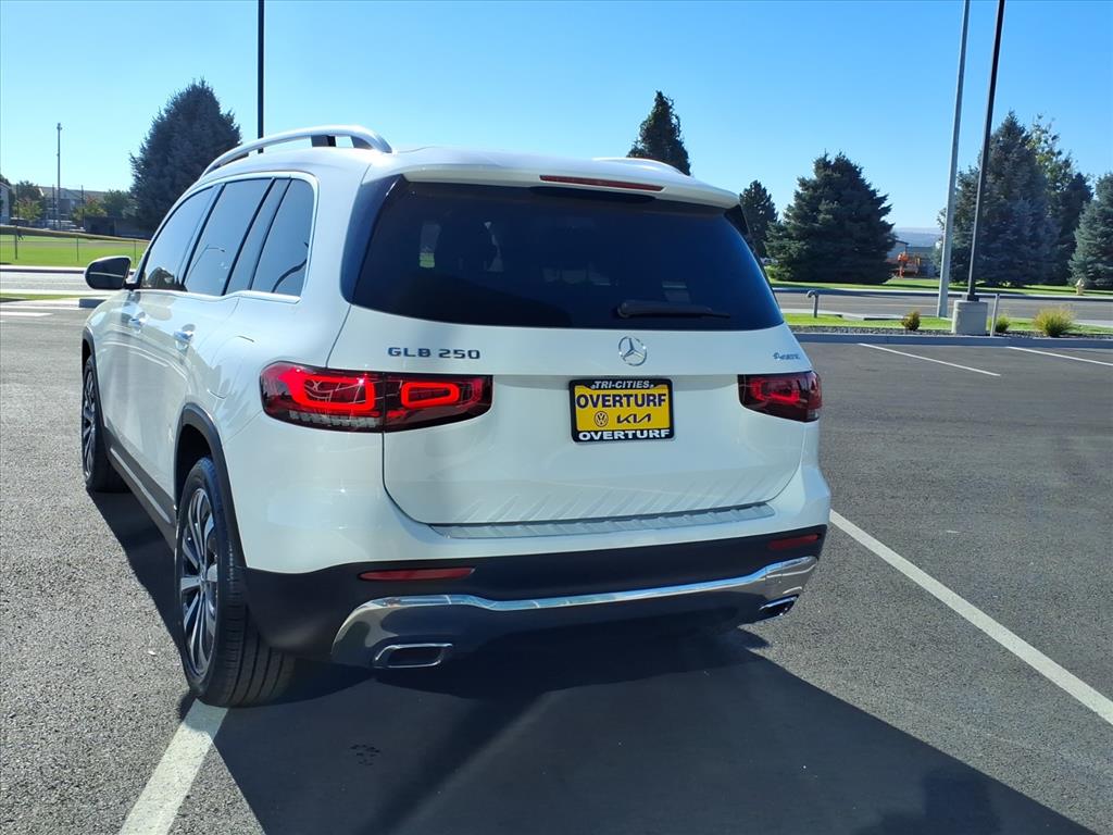 2020 Mercedes Benz GLB 250 4MATIC photo 2