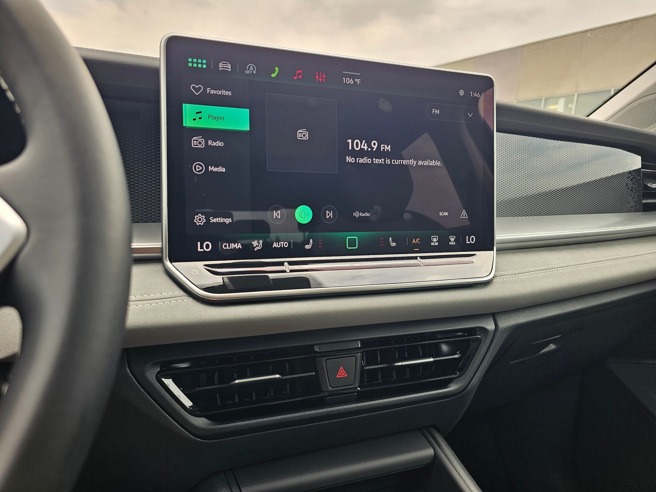 2026 Volkswagen Tiguan SE - Photo 18