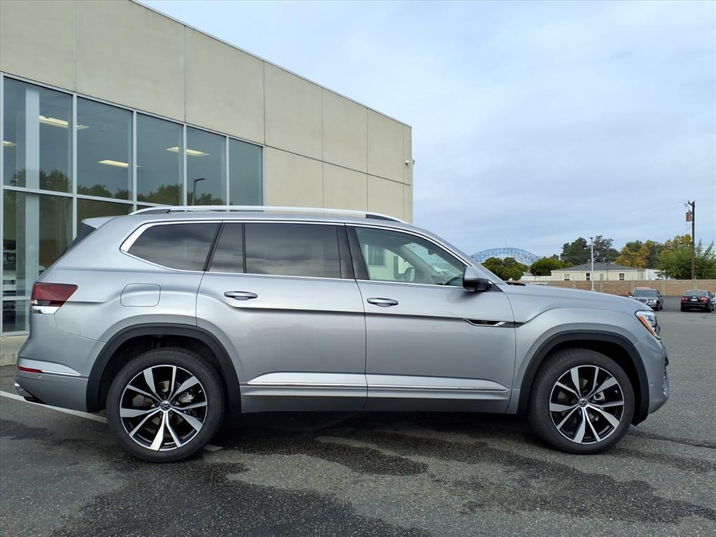 2026 Volkswagen Atlas SEL Premium R-Line - Photo 6