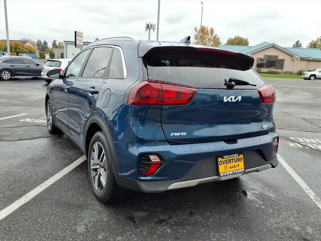 Used 2022 Kia Niro LXS SUV