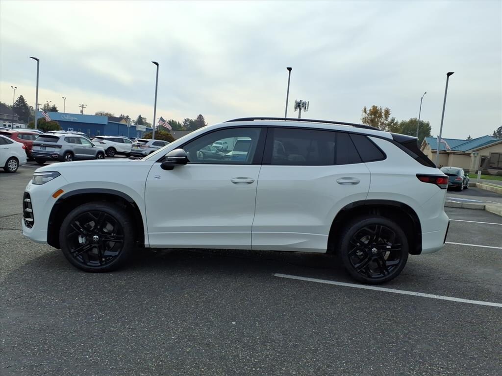 New 2026 Volkswagen Tiguan SE R-Line Black 4motion AWD SE R-Line Black 4Motion SUV