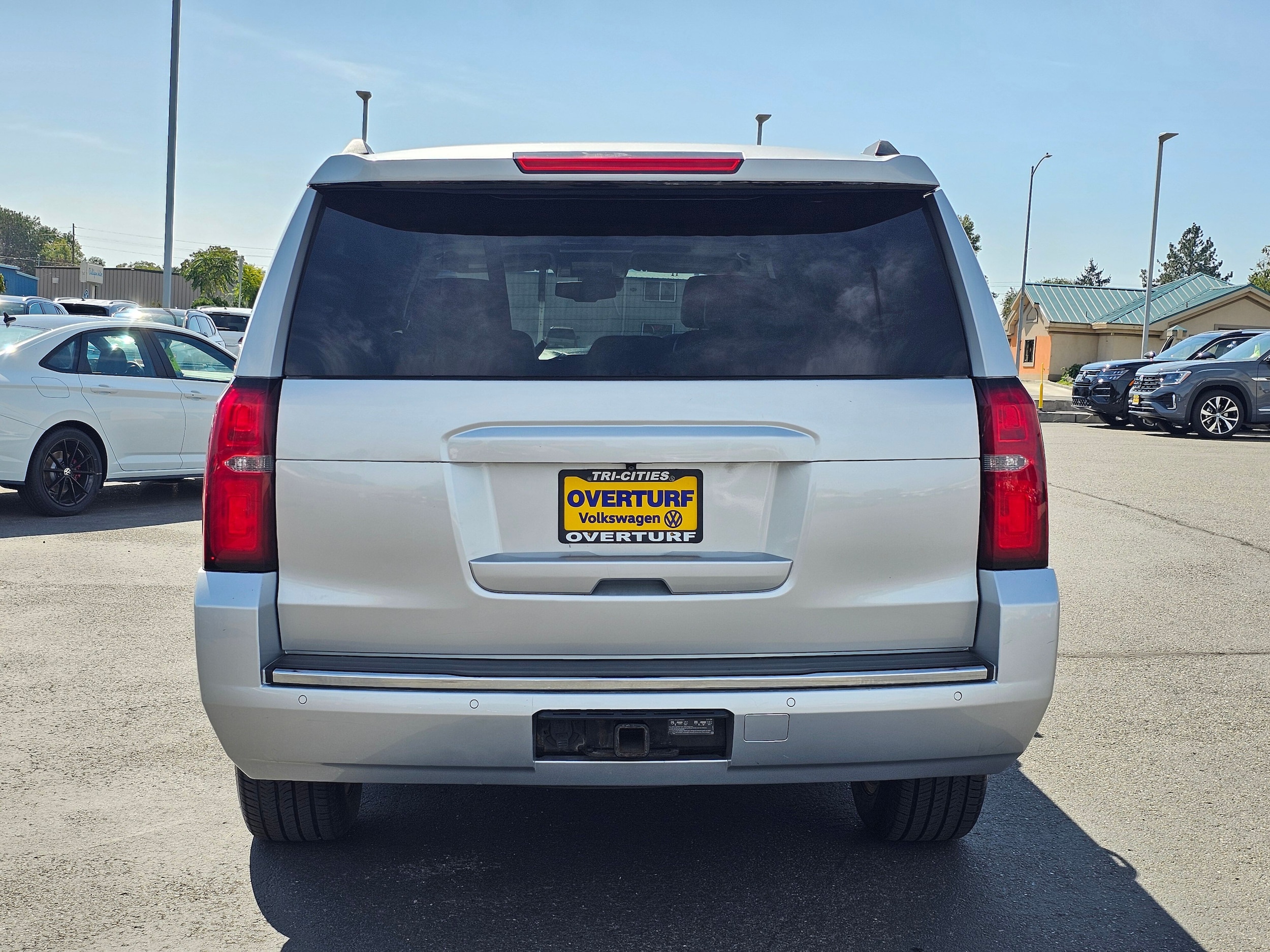 2017 Chevrolet Suburban Premier - Photo 5