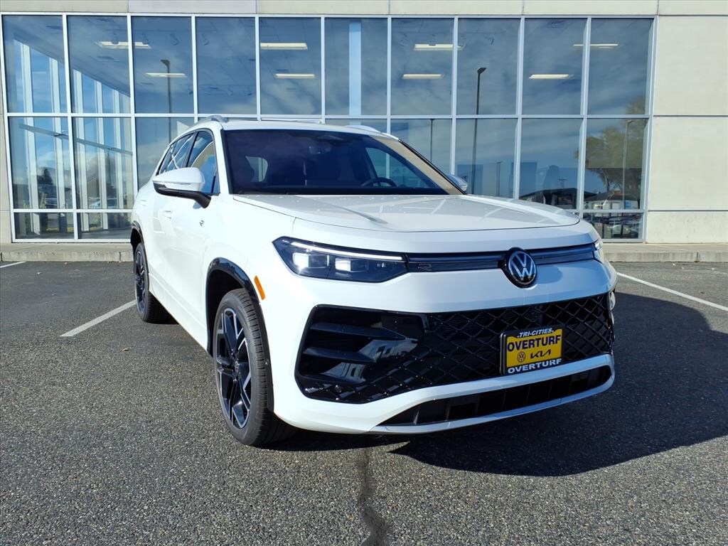 New 2026 Volkswagen Tiguan 2.0T SEL R-Line SUV