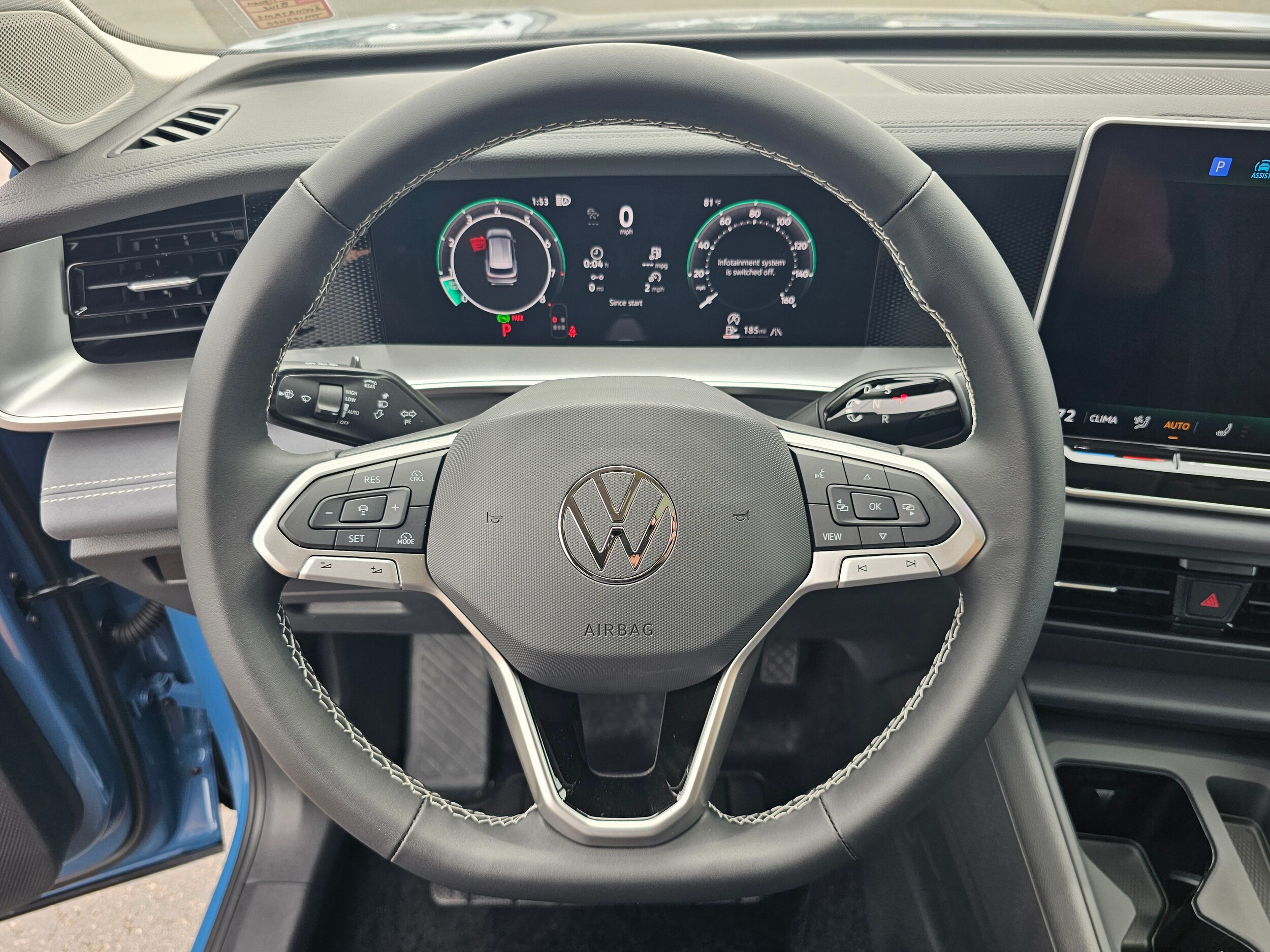 2026 Volkswagen Tiguan SE - Photo 16