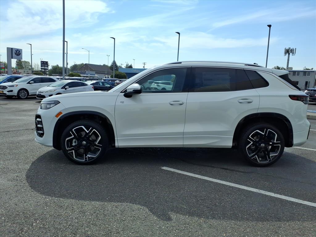 2025 Volkswagen Tiguan SEL R-Line Black photo 4