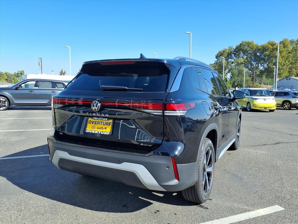 New 2025 Volkswagen Tiguan 2.0T SE SUV