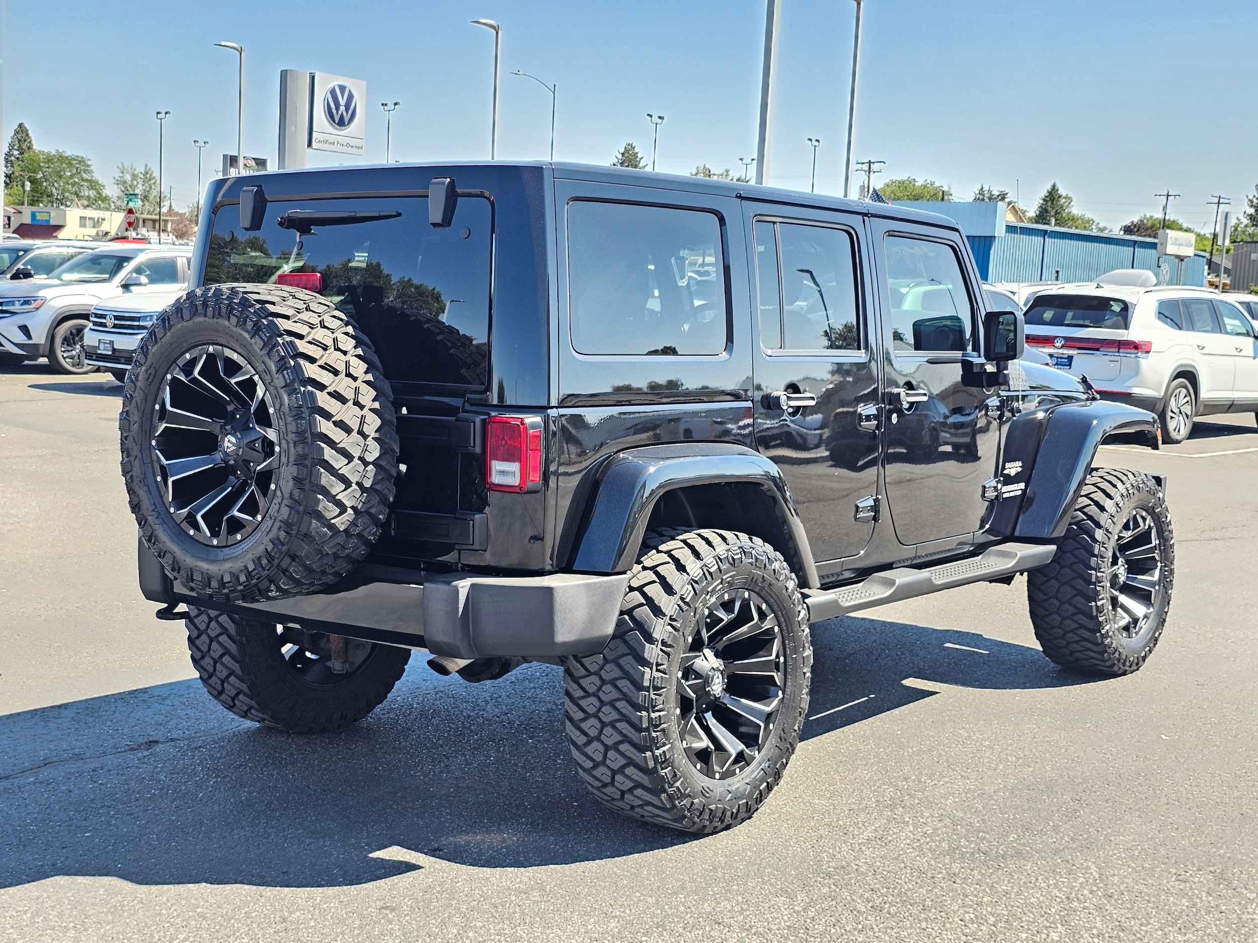 2016 Jeep Wrangler Unlimited Sahara - Photo 6