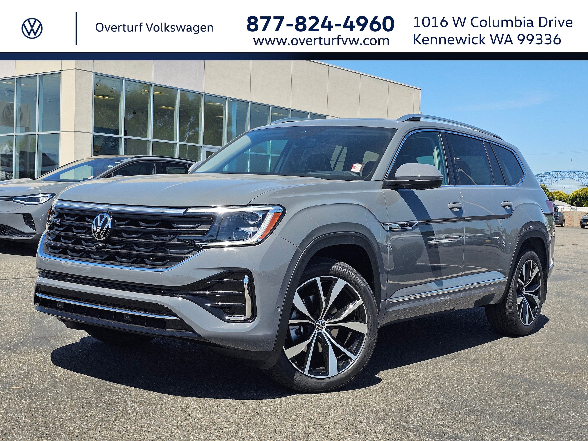 2026 Volkswagen Atlas 2.0T SEL Premium R-Line 4MOTION's photo