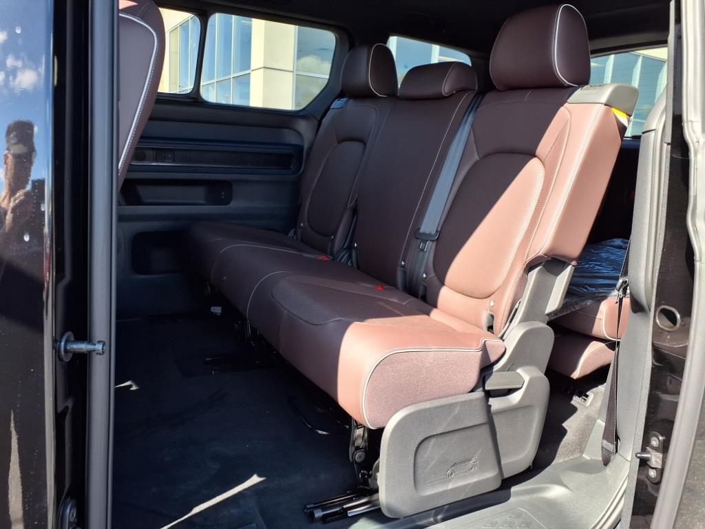 2025 Volkswagen ID. Buzz PRO S - Photo 10