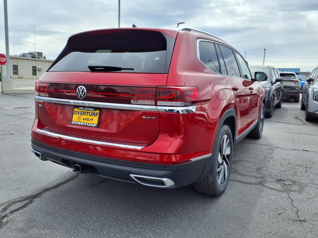 2025 Volkswagen Atlas SEL photo 3
